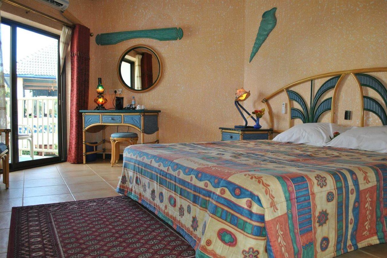 Beachcomber Hotel And Resort Дар-эс-Саламе Экстерьер фото