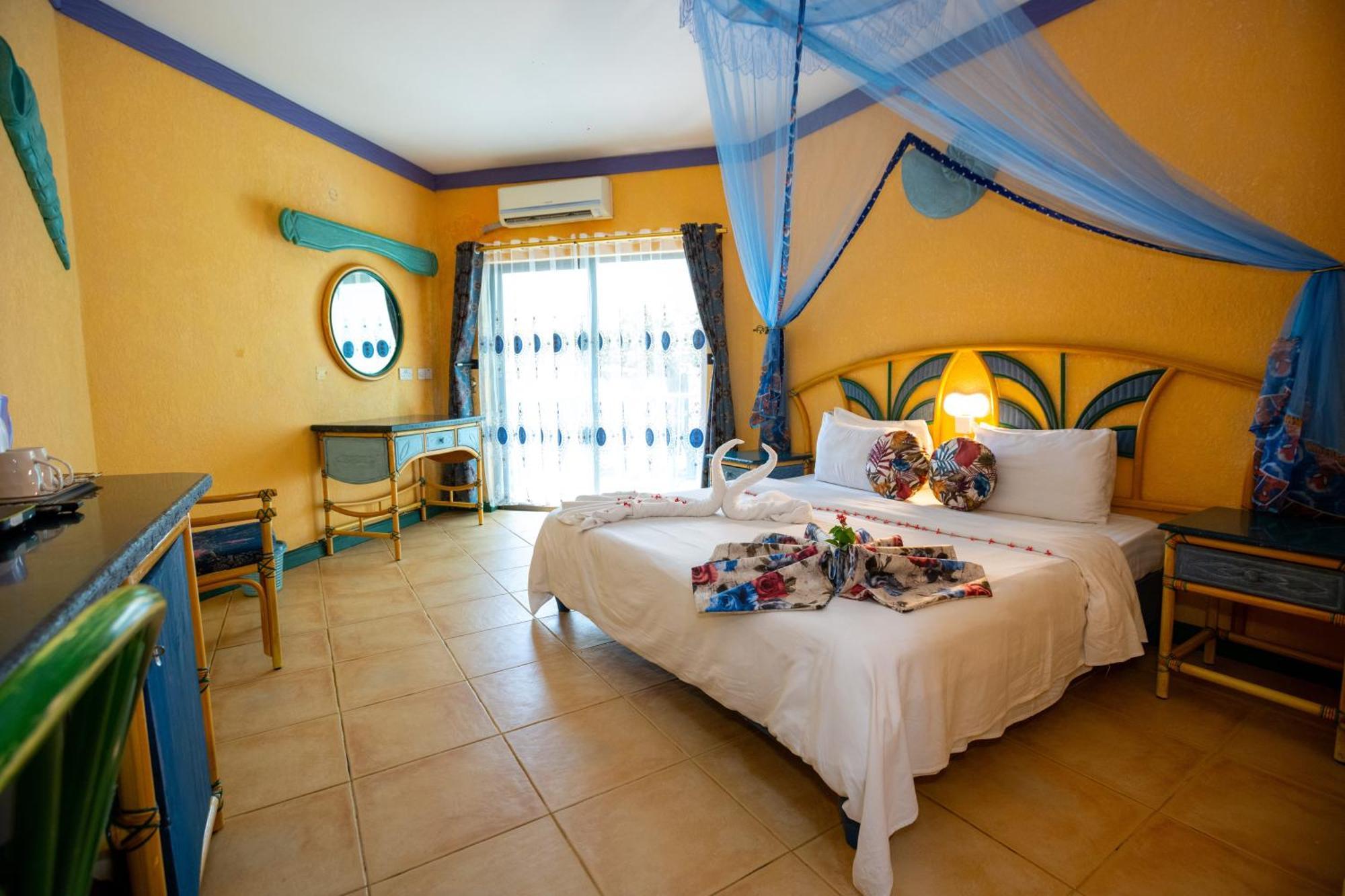 Beachcomber Hotel And Resort Дар-эс-Саламе Экстерьер фото